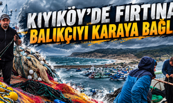 Kıyıköy'de fırtına balıkçıyı karaya bağladı