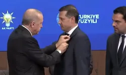 Çerkezköy'de 12 yıllık dönem kapandı! Akay'a AK Parti rozetini Erdoğan taktı