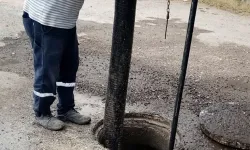Şaşırtan görüntü! Lüleburgaz'da yağmur suyu hattından bavul çıktı