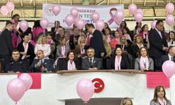Edirne’de kadınlar meme kanseri farkındalığı için parkede buluştu! Pembe formalarla sahaya çıktılar