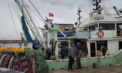 Karadeniz geçit vermiyor! Tekneler 4 gündür kıyıda