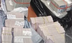 Sınır kapısında milyonluk valiz! 8 poşetten çıktı