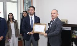 Yeni Parti'de Sedat Çolak dönemi! Mazbatasını aldı, saha mesajı verdi