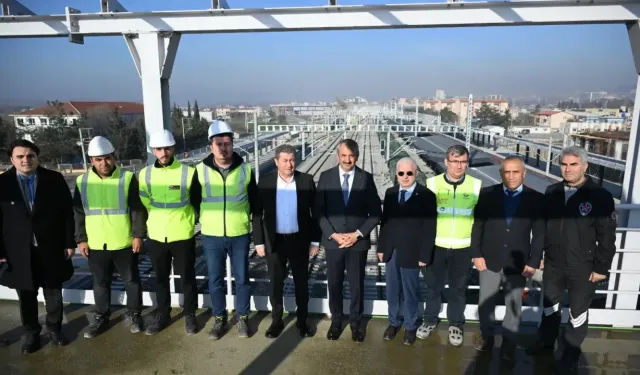 Vali Sezer, hızlı tren sahasında inceleme yaptı