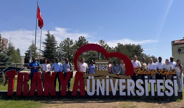 Darüsselam Üniversitesi heyetinden Trakya Üniversitesi’ne ziyaret