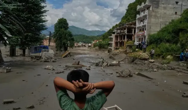 Nepal ve Tibet'teki sel felaketinde can kaybı 903'e yükseldi