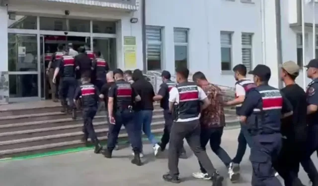 Türk vatandaşlığında usülsüzlük operasyonu! 73 şüpheli yakalandı