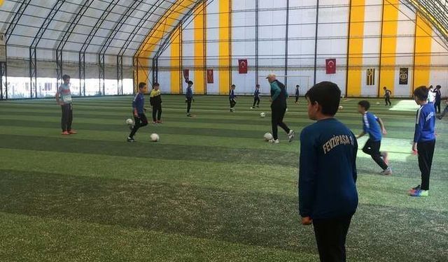 Çerkezköy Fevzipaşa'da futbol okulları şenliği