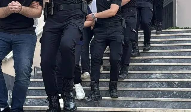 MASAK sistemine sızan FETÖ yapılanmasına operasyon: 5 gözaltı
