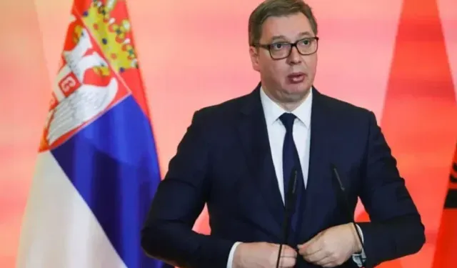 Sırbistan'da siyasi deprem: Vucic istifa etti