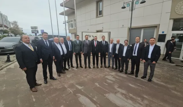 Çerkezköy'de 9 meclis üyesi AK Parti'ye geçti! Siyasetin dengeleri değişti