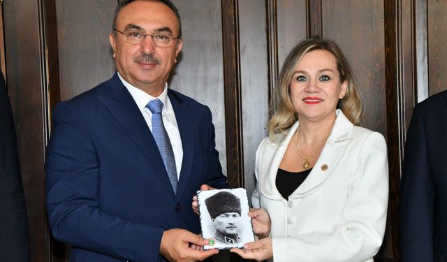 Tekirdağ Barosu'nun yeni başkanı Arslan'dan Vali Soytürk'e ziyaret!
