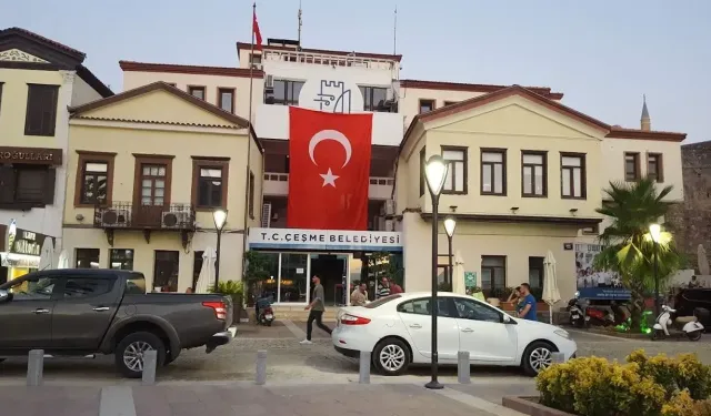 Çeşme Belediyesine yolsuzluk operasyonu! Başkan yardımcısı ve imar müdürü gözaltında