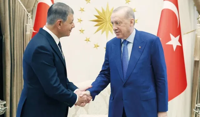 AK Parti'den dikkat çeken İzmir paylaşımı! Gözler bugün de