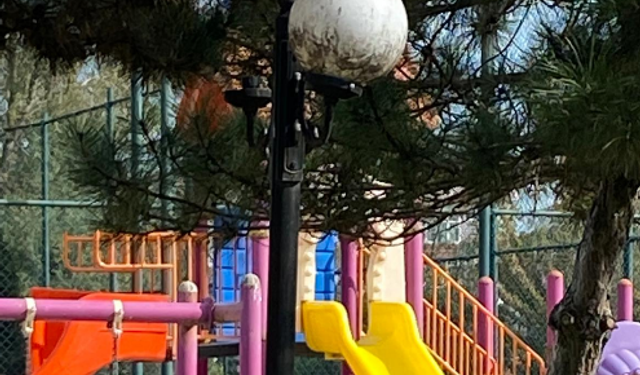 Gündüz park, gece fuhuş ve uyuşturucu iddiaları! Mahalleli parka gitmeye korkuyor...Gözler Çerkezköy Belediyesi'nde