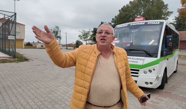 Çorlu'da minibüsçünün geçim isyanı! Garibanı garibana taşıtıyorlar...Kontak kapatsak Çorlu ve Tekirdağ felç olur