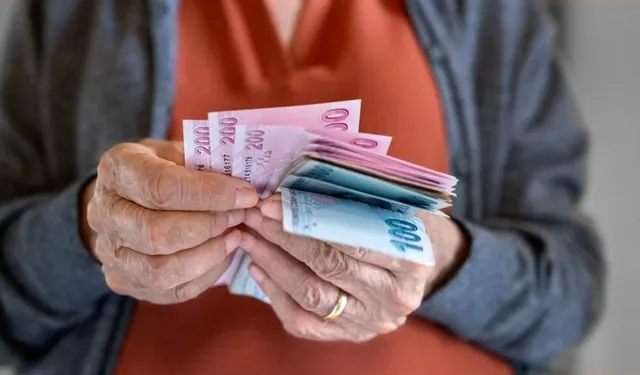 18 milyon emekliye yeni maaş düzenlemesi geliyor! Refah payı ve ek ödeme...