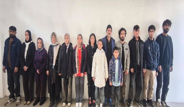 Edirne'de 16 düzensiz göçmen yakalandı! 2 organizatör tutuklandı
