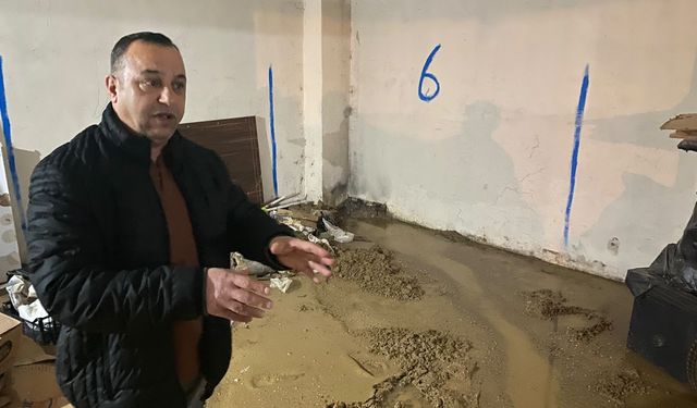 Çerkezköy'de su sızıntısı isyan ettirdi! MARMARA HABER'den "Bu çile ne zaman bitecek" tepkisi