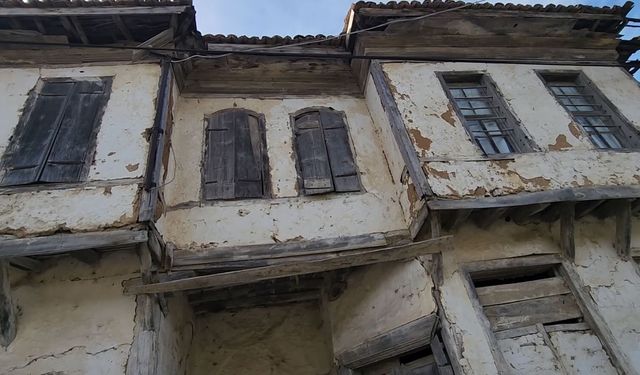 Vize'de tarih yok oluyor! Asırlık Rum evleri zamana direniyor! Soğucak'ta geçmişin son tanıkları MARMARA HABER'e anlattı