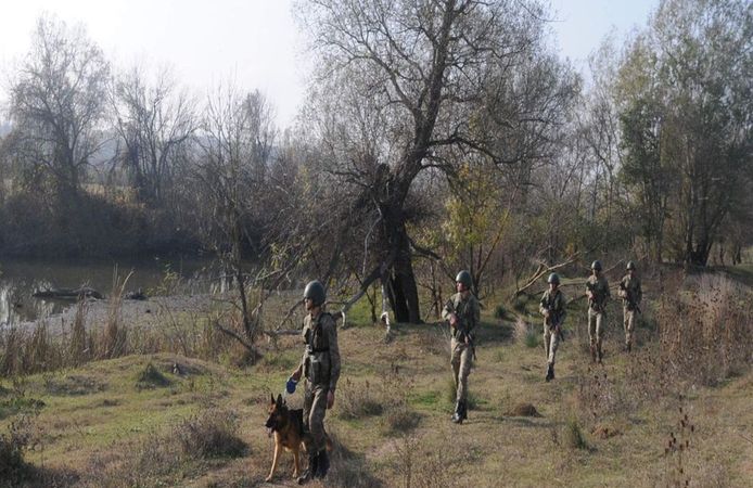 Edirne'de göçmen kaçakçılığı operasyonu! 2 tutuklama