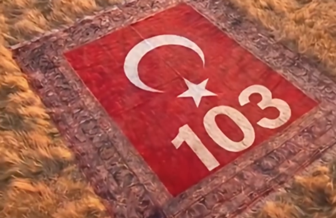 Cumhuriyet sevgisi ilmek ilmek işlendi! Başkan Çetin'den özel paylaşım