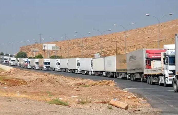 Hamzabeyli'de tır kuyruğu 30 kilometreye ulaştı