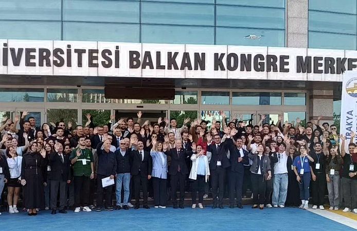 Trakya Üniversitesi'nde 110 topluluk, binlerce hayal!