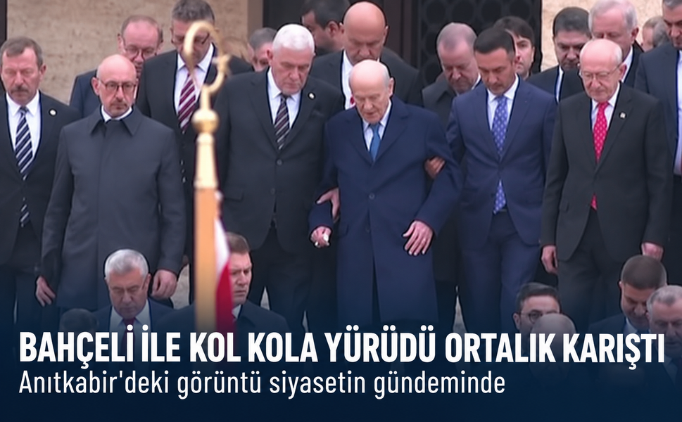 Bahçeli ile kol kola yürüdü ortalık karıştı! Anıtkabir'deki görüntü siyasetin gündeminde