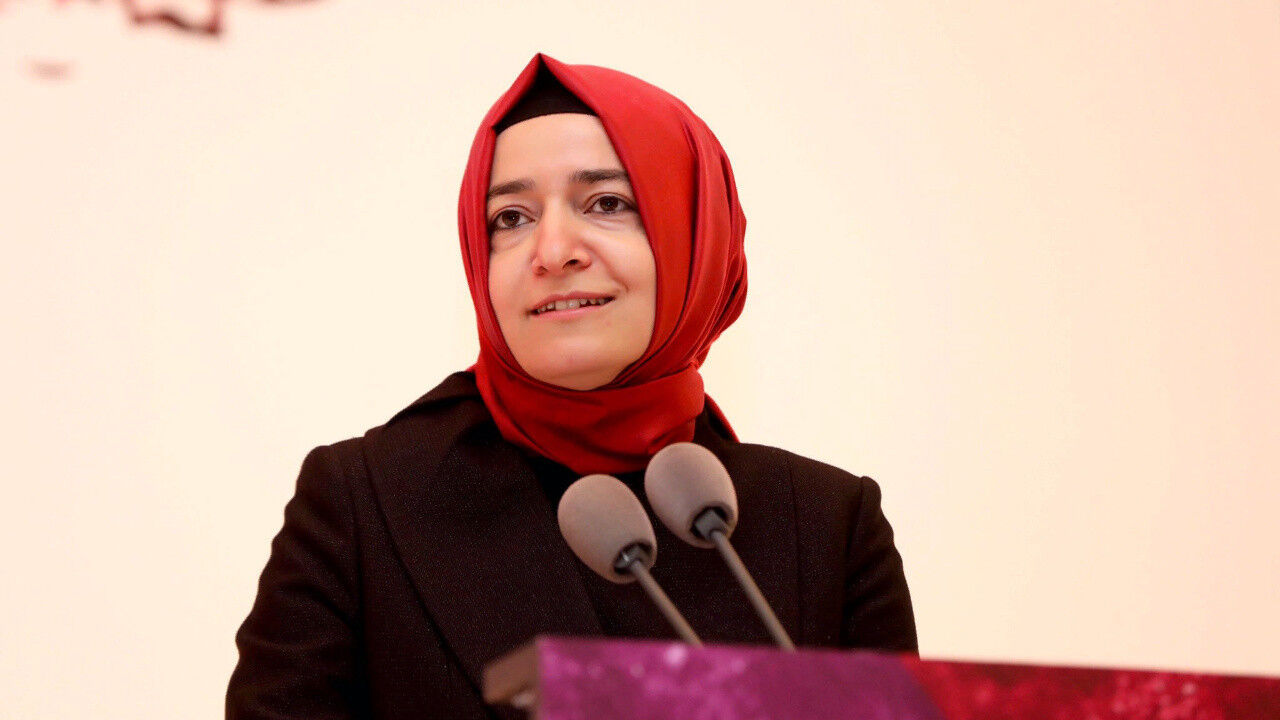 Betül1