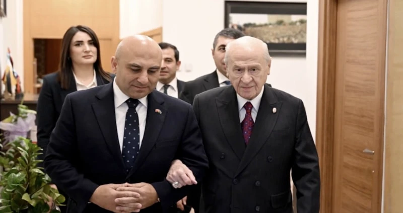 Bahçeli, Azerbaycan Büyükelçisi Aslanov'u kabul etti