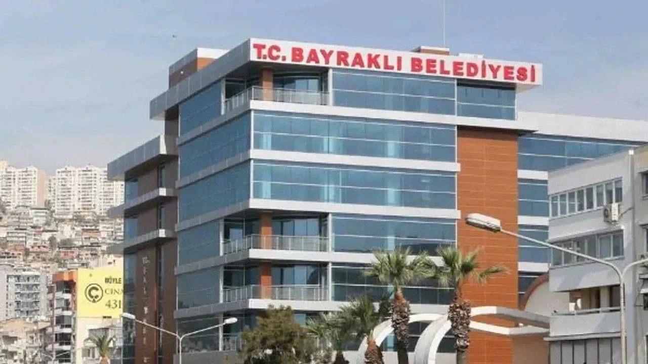 Bayraklı2