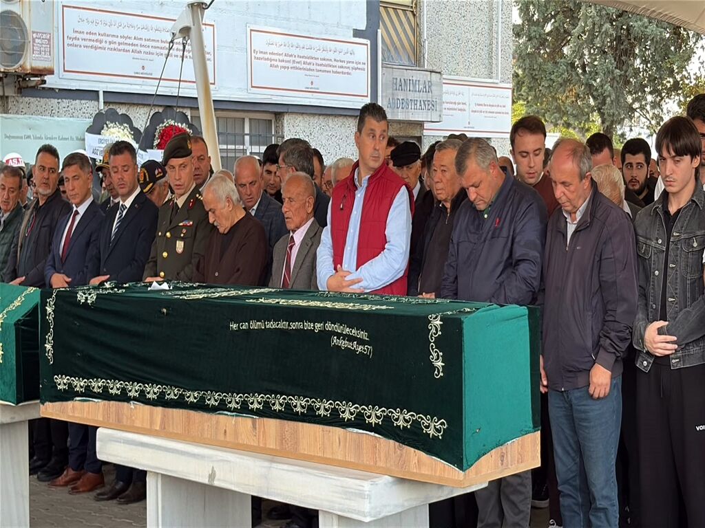 Girne1