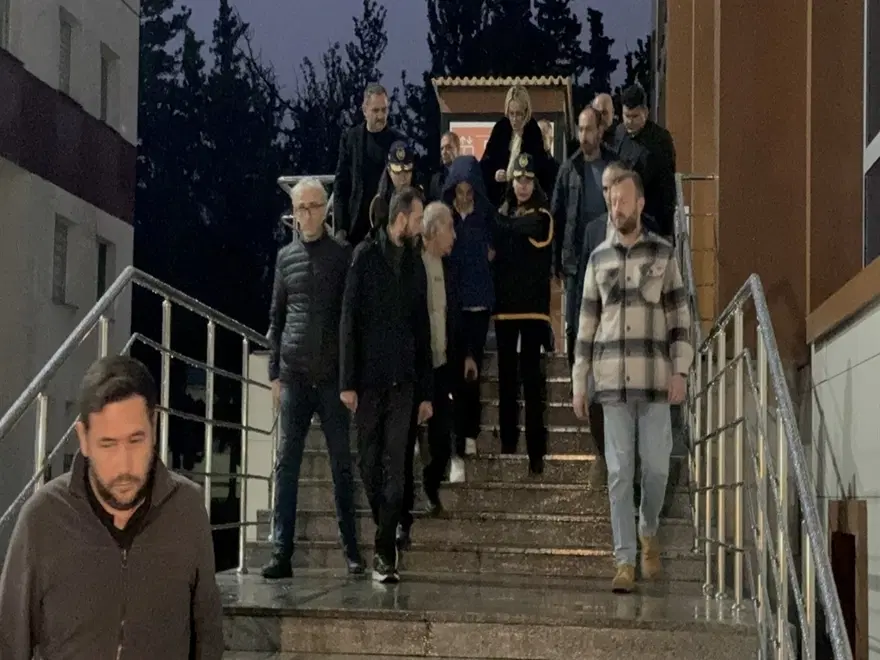 Güllü4