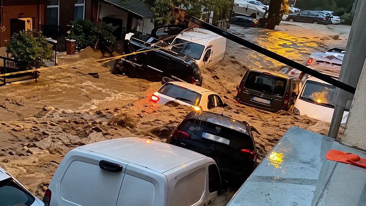 İstanbul'da yarın da okullar tatil edildi! Kurtarma çalışmaları sürüyor
