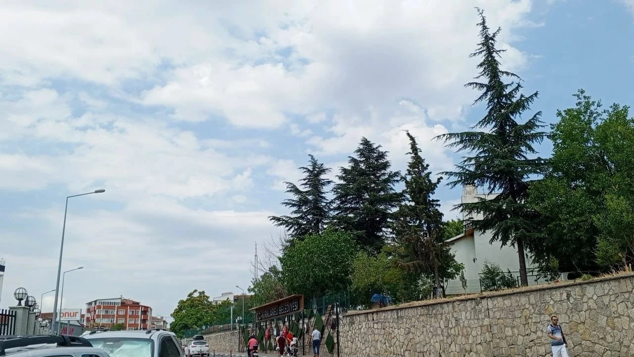 Kırklareli Bulutlu Hava-1