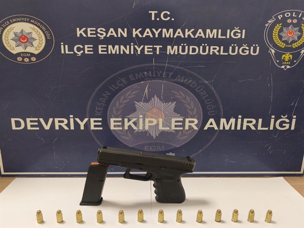 Silah Çıktı