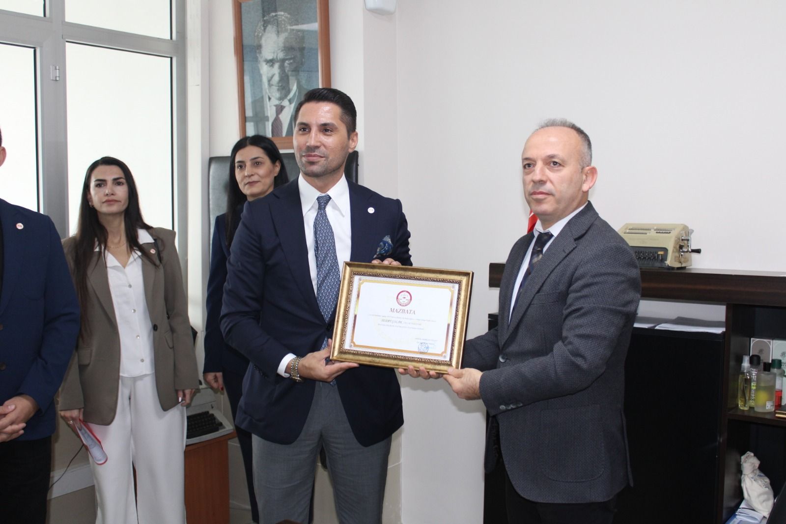 Yeni Parti 1